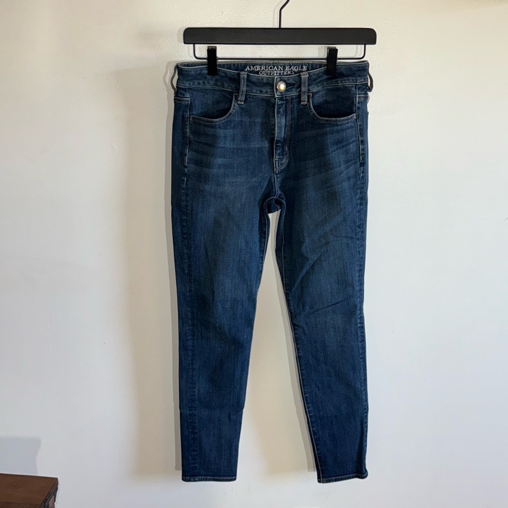 American Eagle hi-rise Jegging.